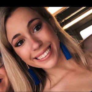 Meet your Posher, Gabby